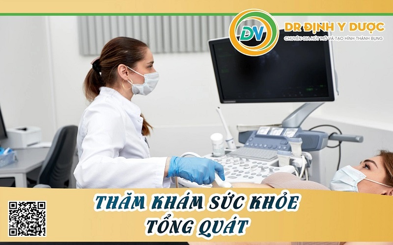 thăm khám sức khỏe trước khi hút mỡ vùng vai và nách