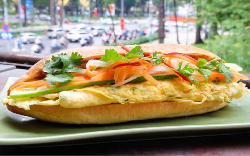 bánh mì bao nhiêu calo