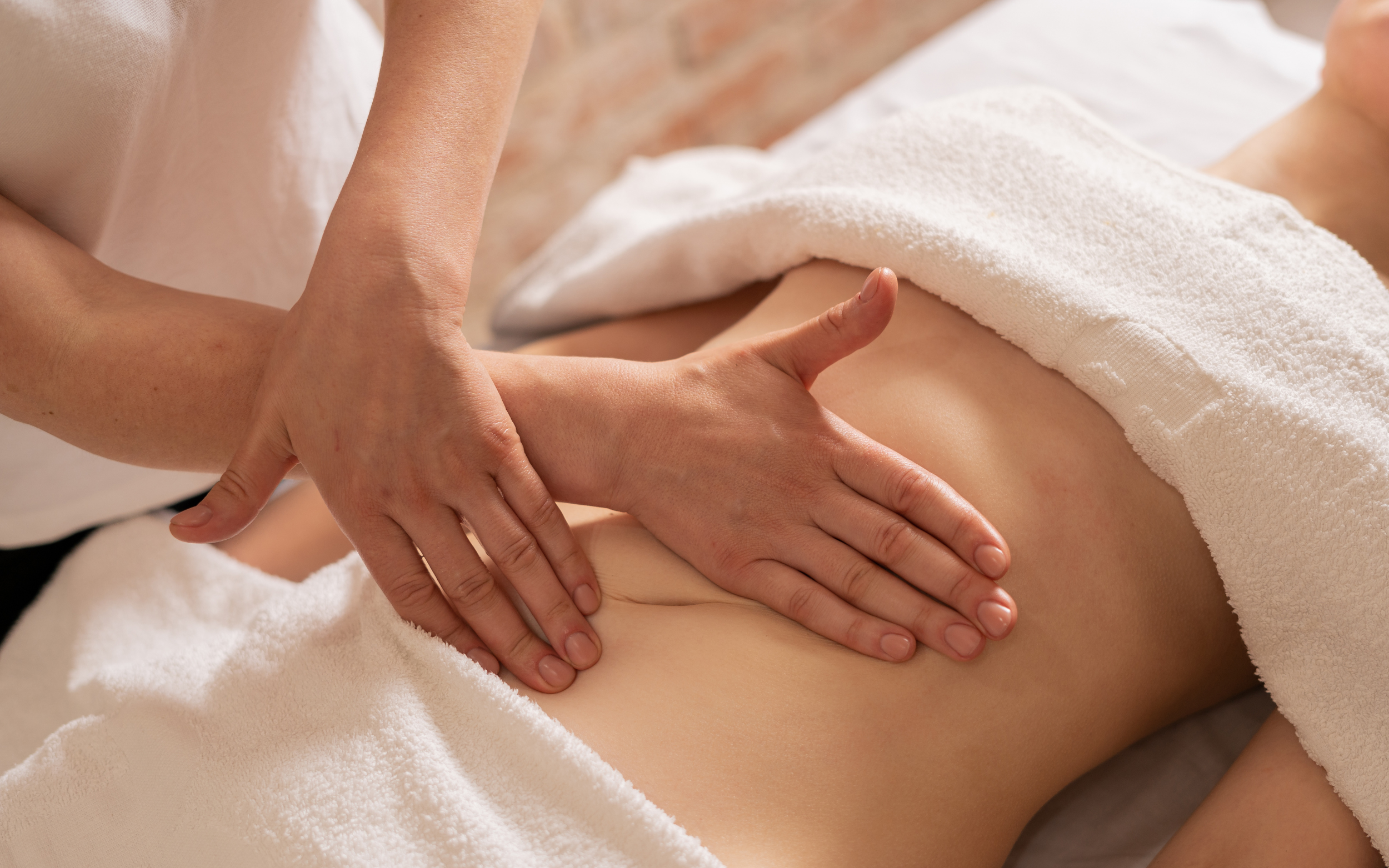 cách massage bụng sau khi hút mỡ